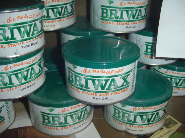 BLOOMFIELD TREASURES - BRIWAX - CLEANS, STAINS AND POLISHES ALL IN ONE  PRODUCT